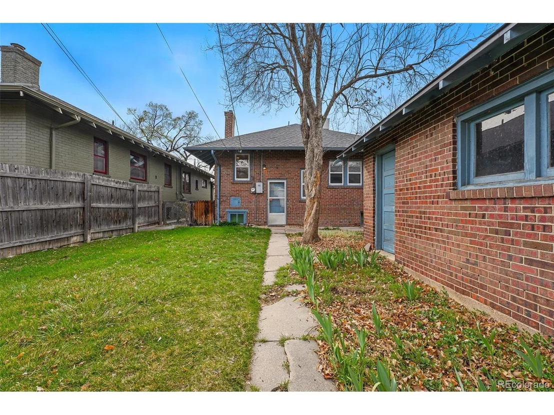 Photo of 618 Adams St