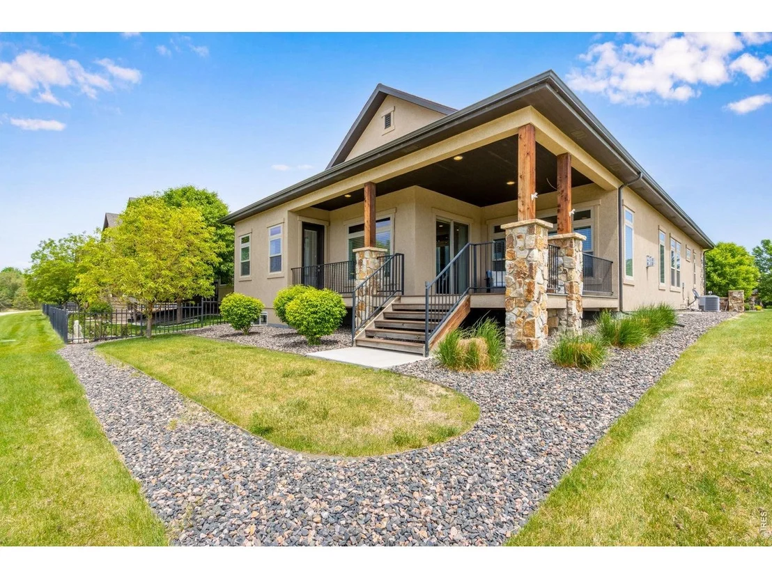 Photo of 2006 Vineyard Dr
