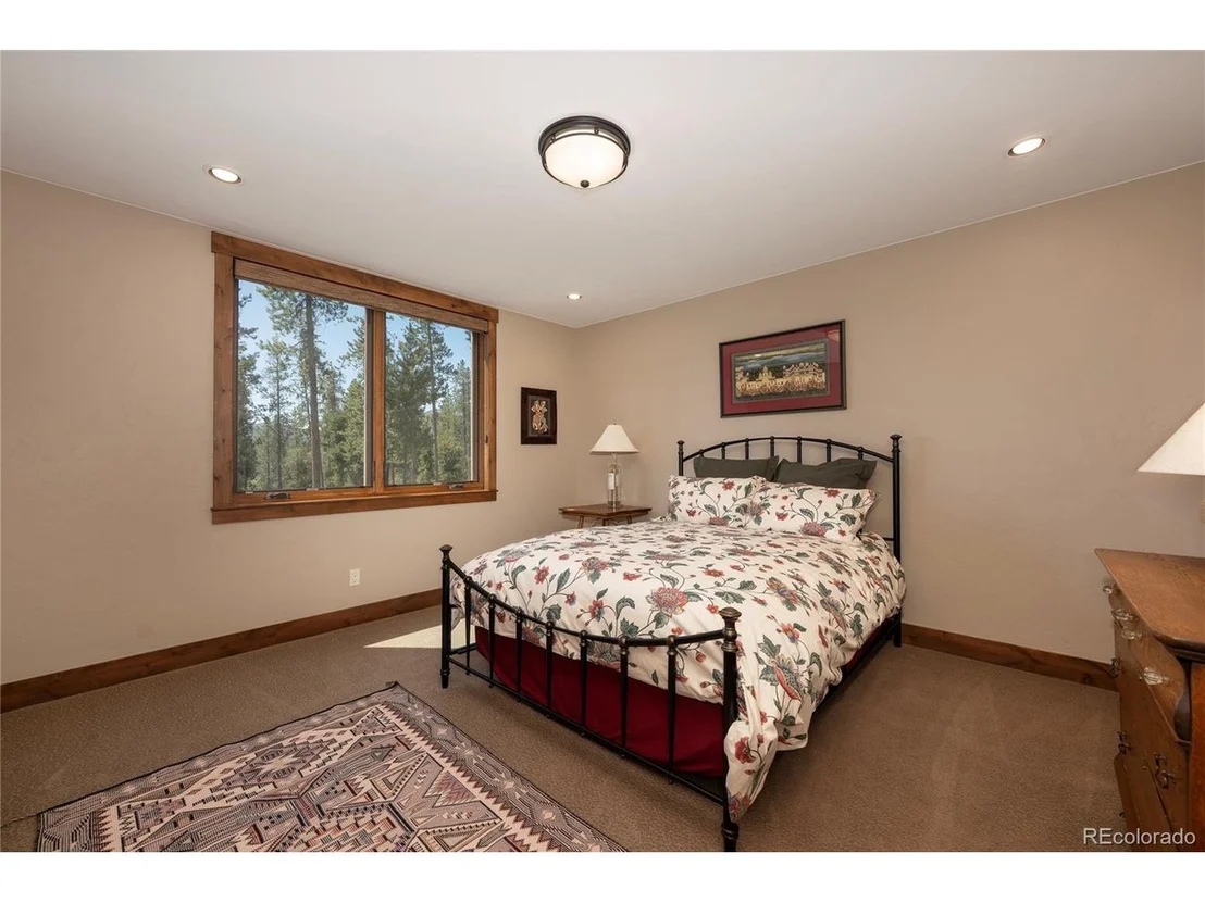 Photo of 338 County Road 511