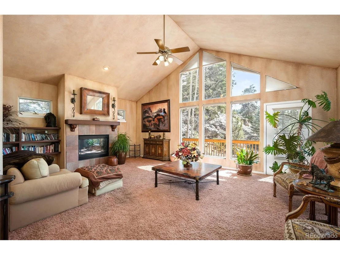 Photo of 6935 Sprucedale Park Way