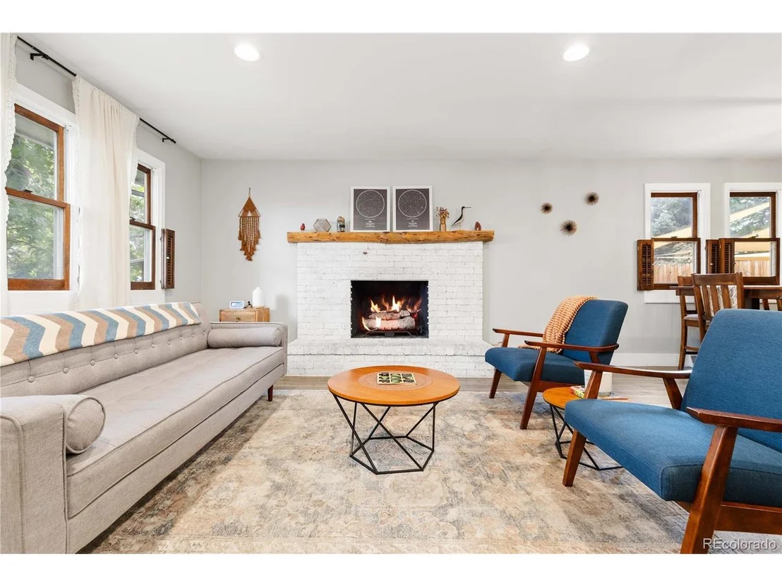 Photo of 1310 Hilltop Dr