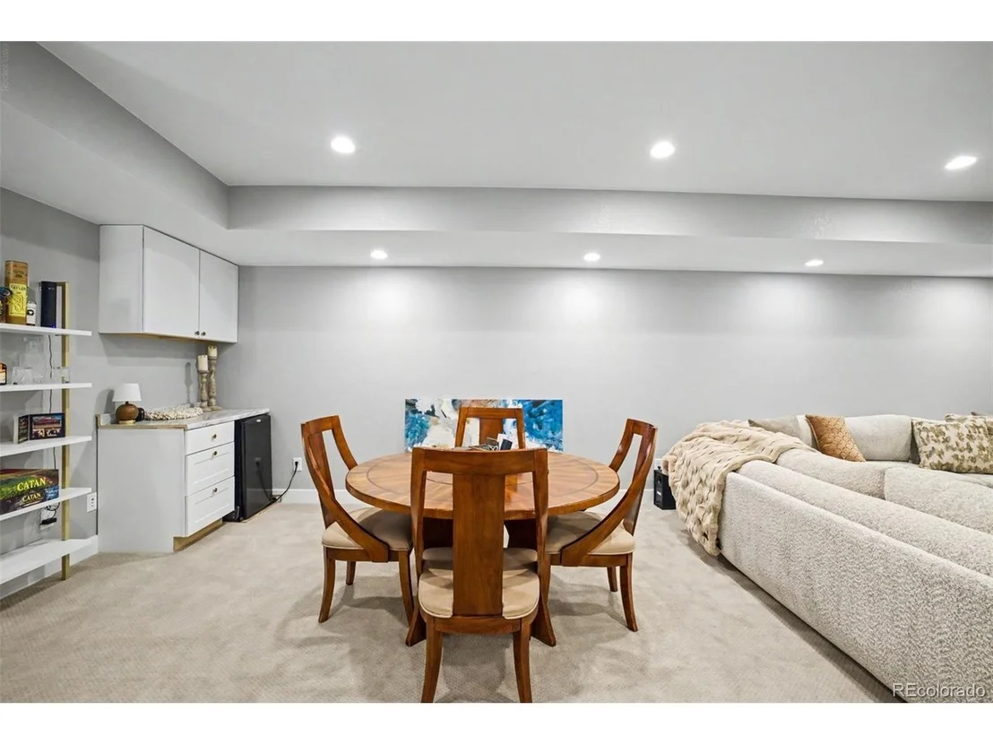 Photo of 9761 Taylor River Cir