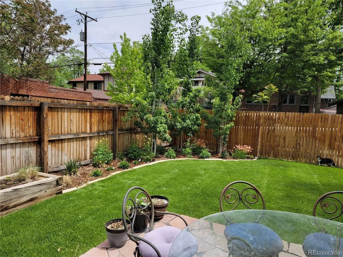 Photo of 2314 Dexter St