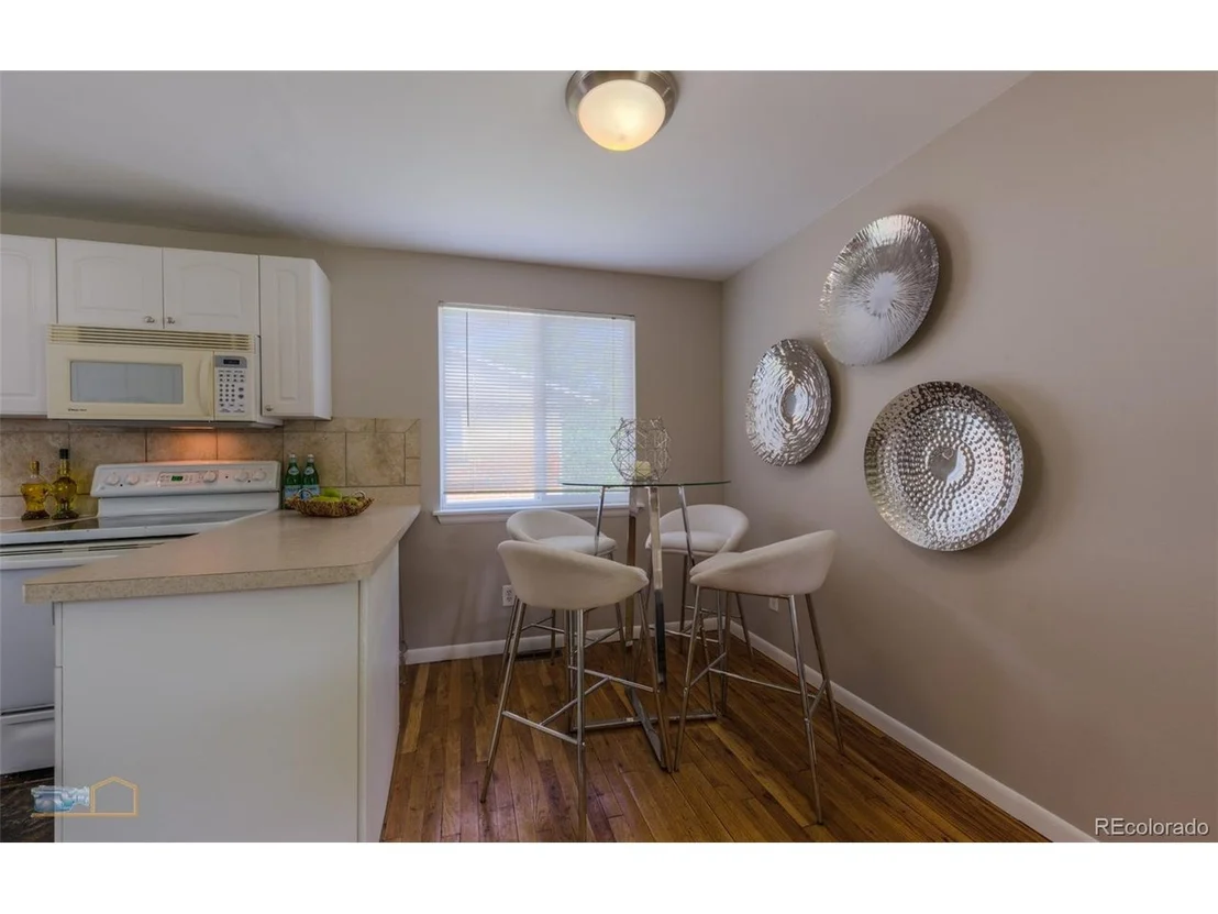 Photo of 3250 Euclid Ave