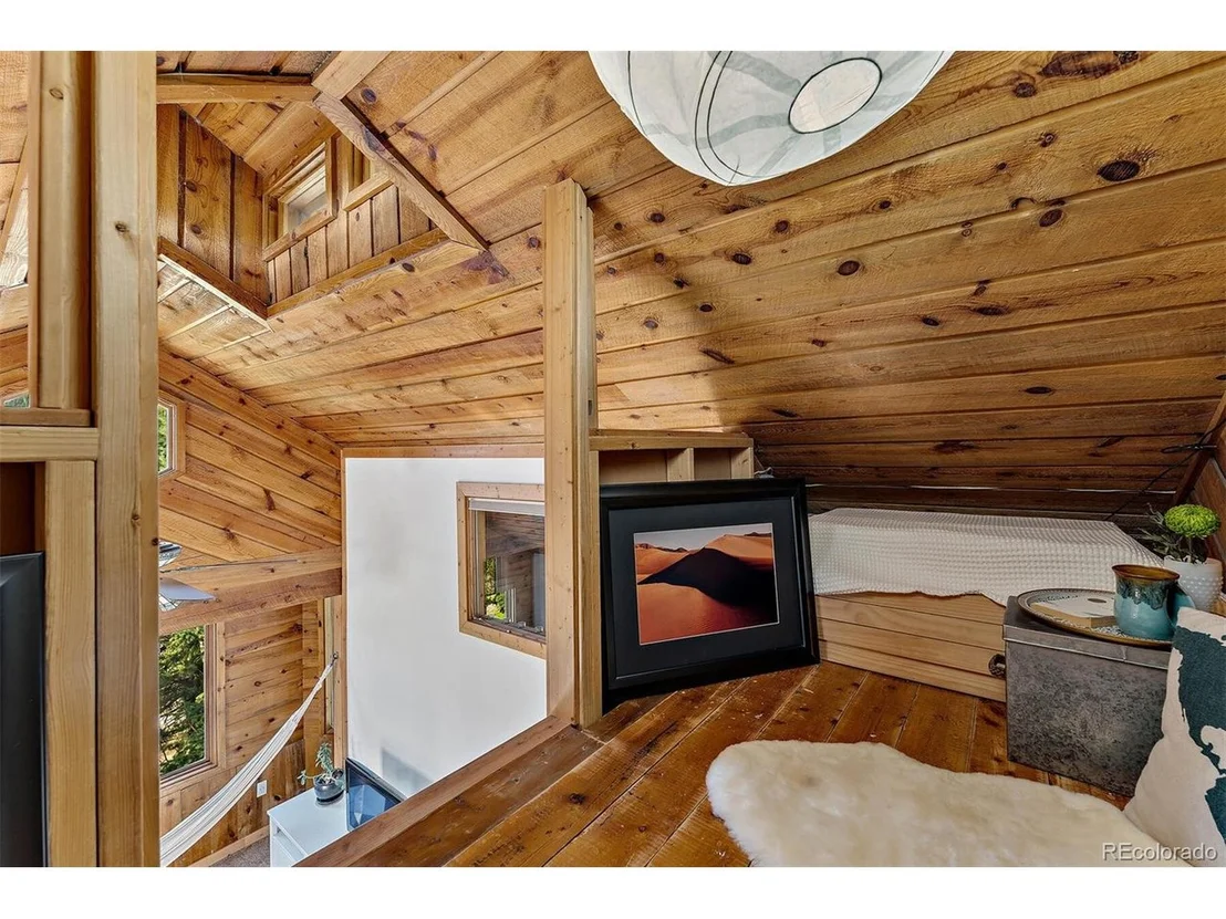 Photo of 489 Circle Dr