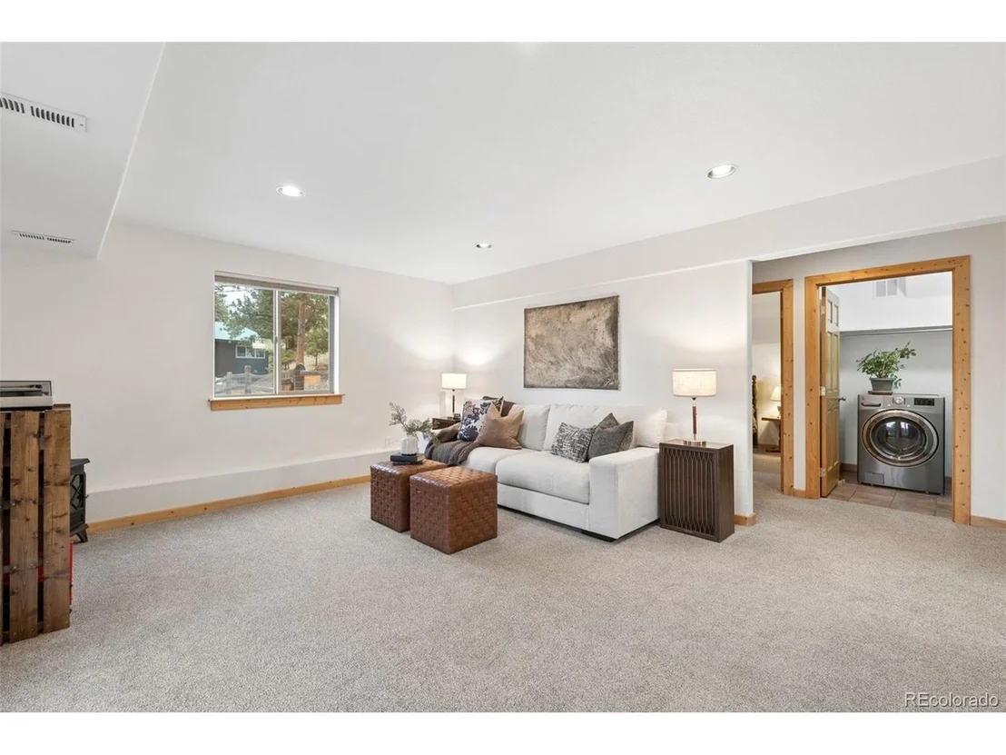 Photo of 34 S Circle Dr