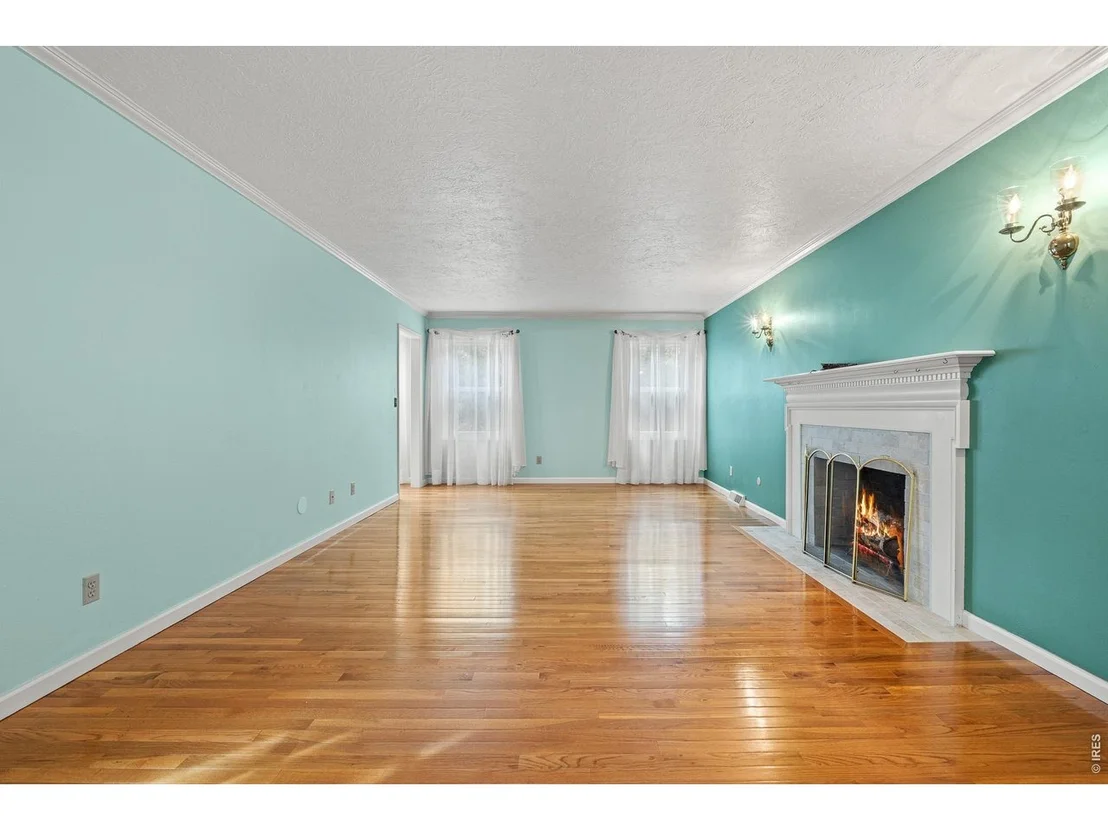 Photo of 1400 45th Ave