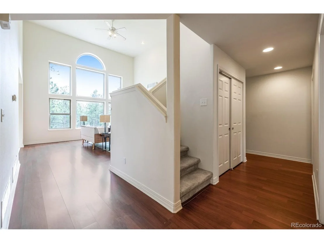 Photo of 6955 Sprucedale Park Way