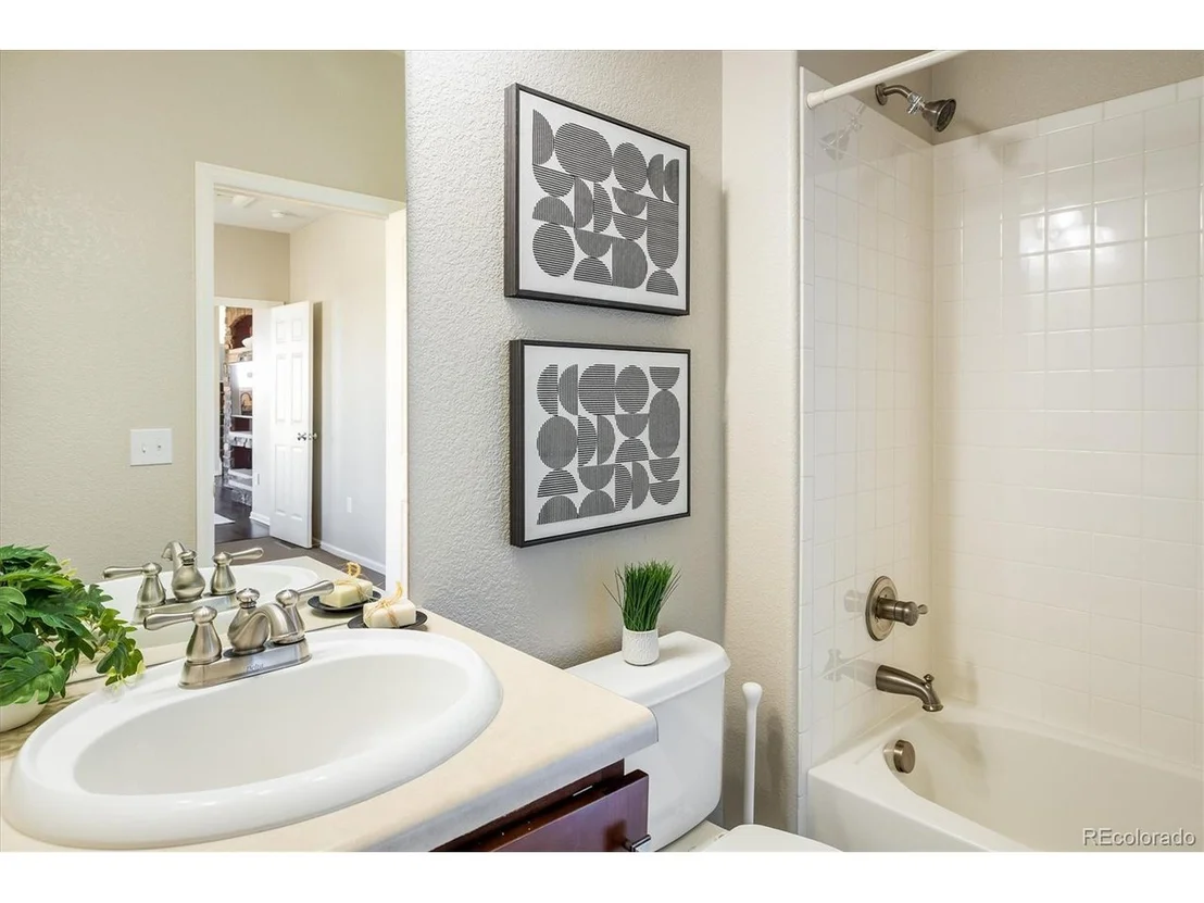 Photo of 4939 Silver Feather Cir