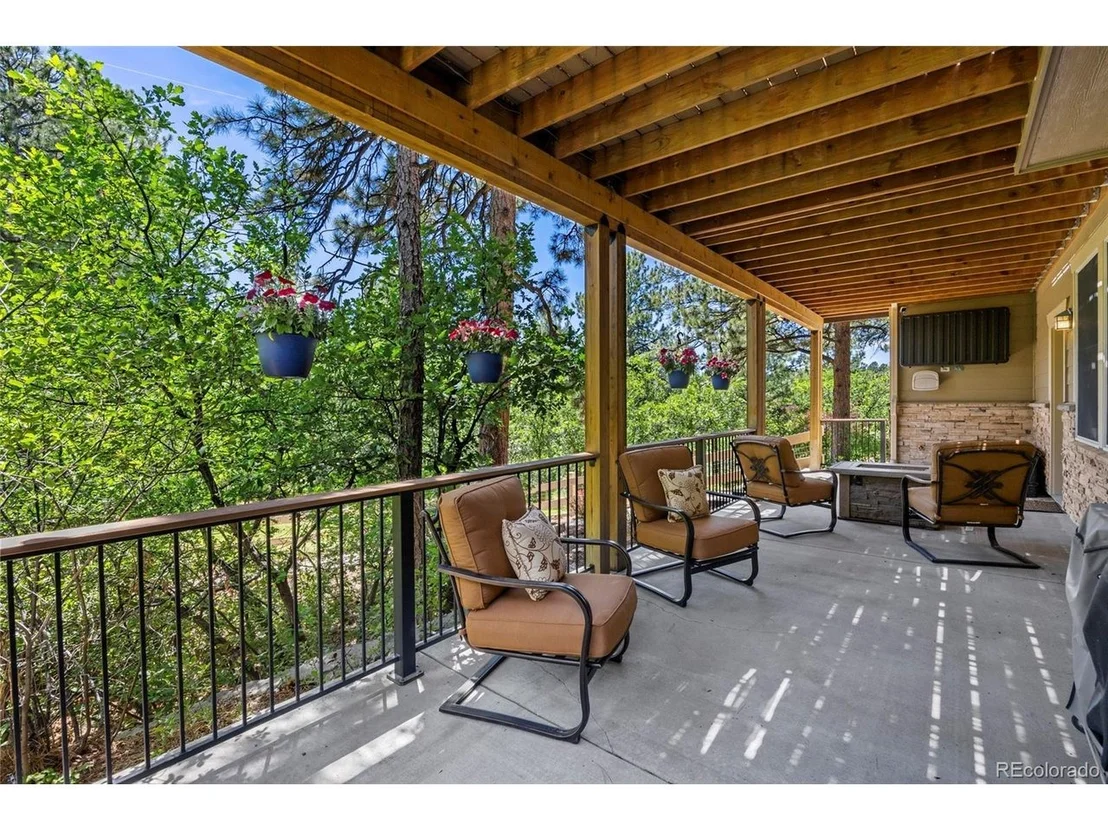 Photo of 7018 Forest Ridge Cir