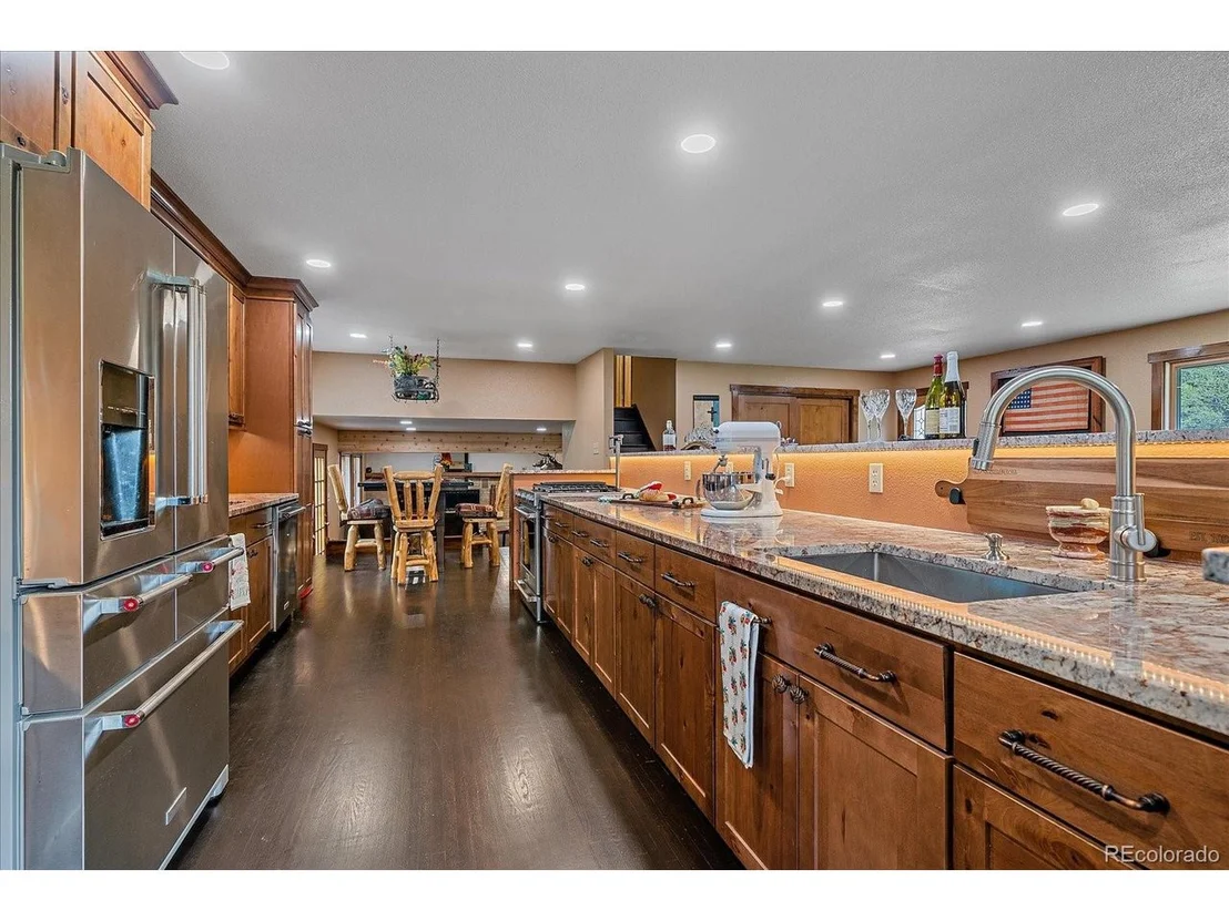 Photo of 4253 Fall River Rd