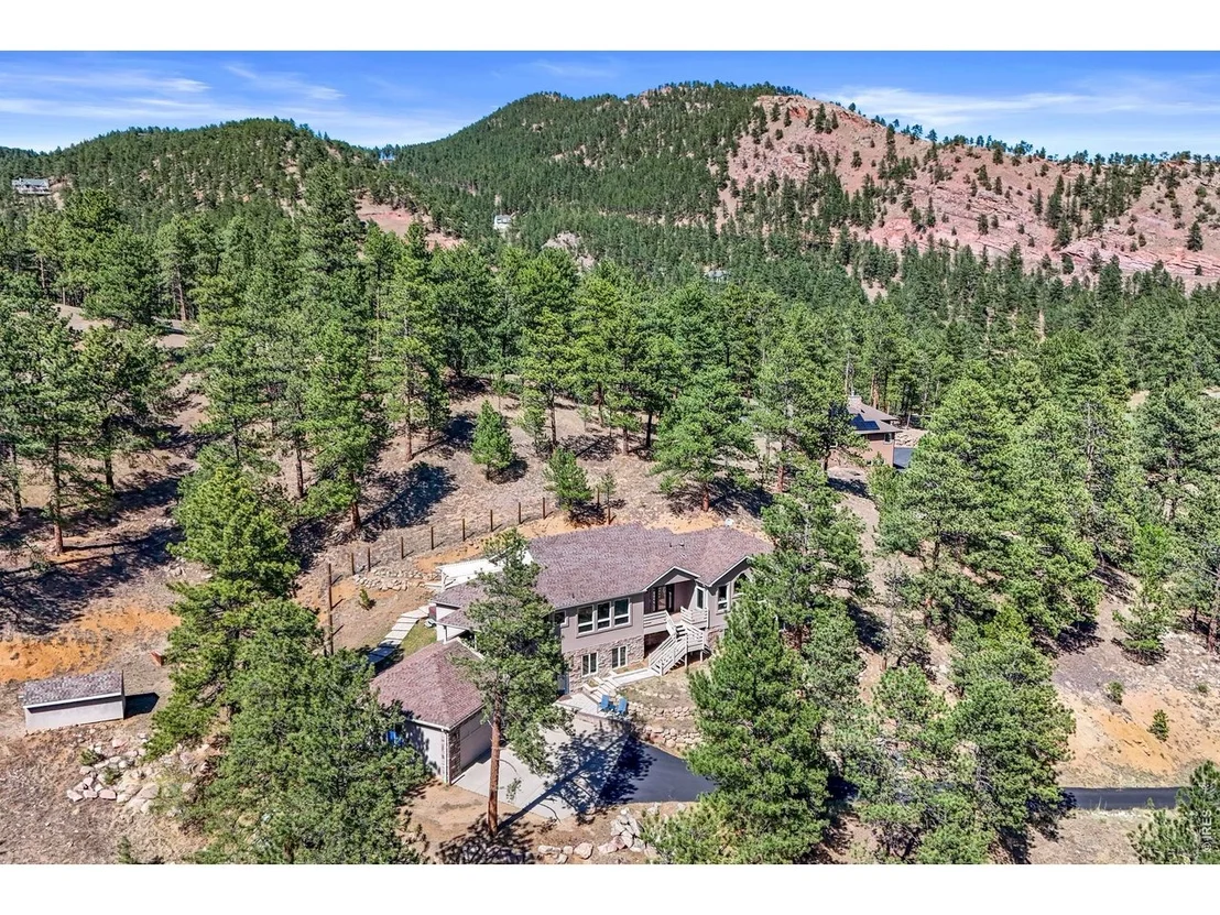 Photo of 738 Wagonwheel Gap Rd