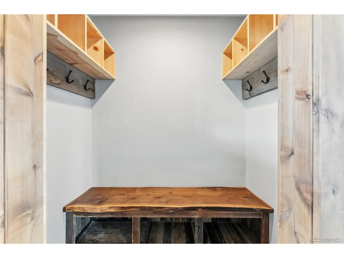 Photo of 701 Clark St