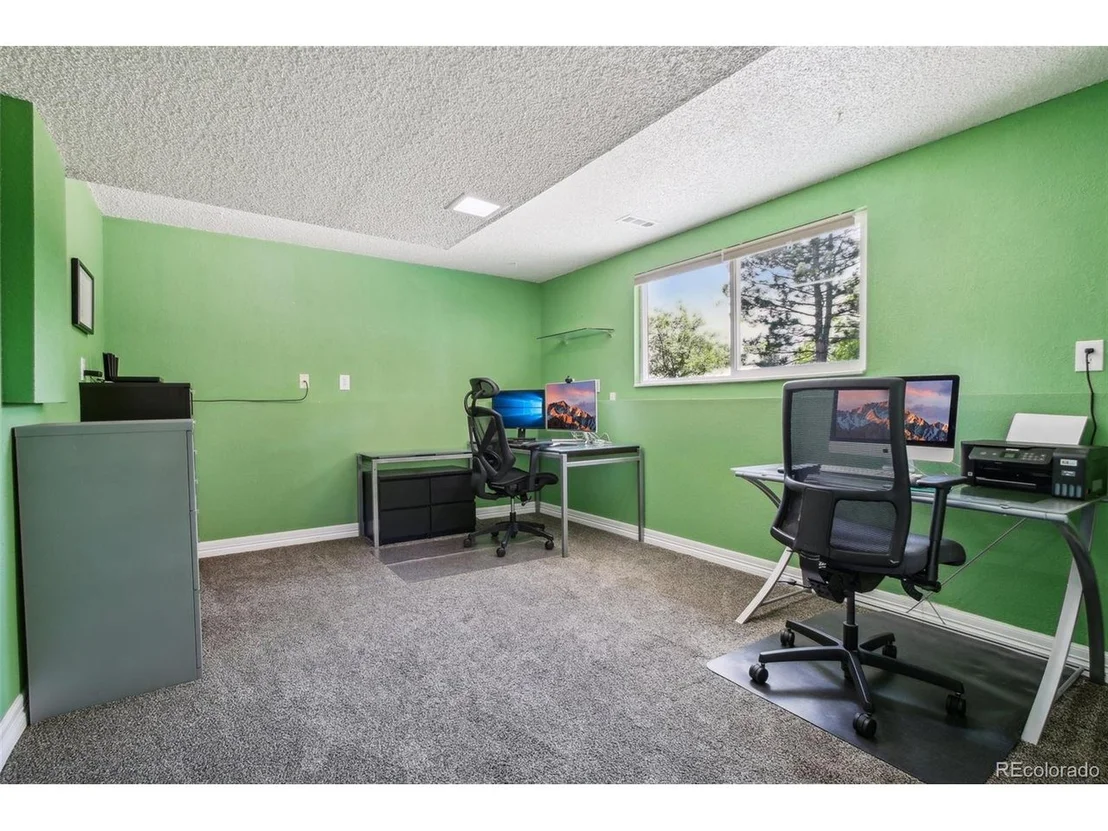 Photo of 13030 King Cir