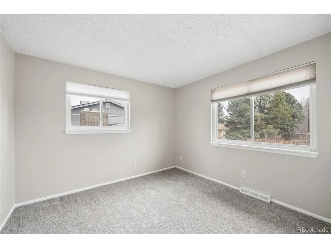 Photo of 6400 W 83rd Pl