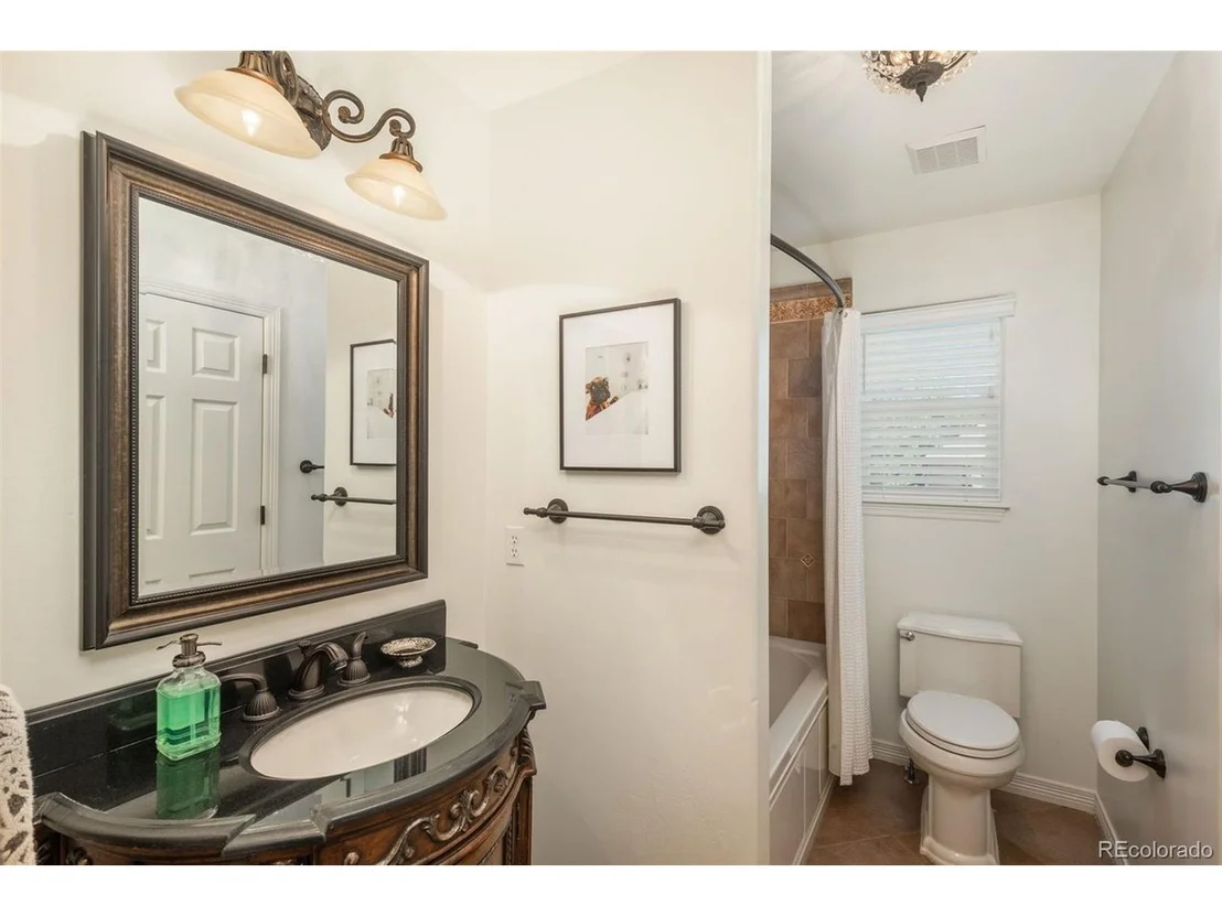 Photo of 1339 Castlepoint Cir