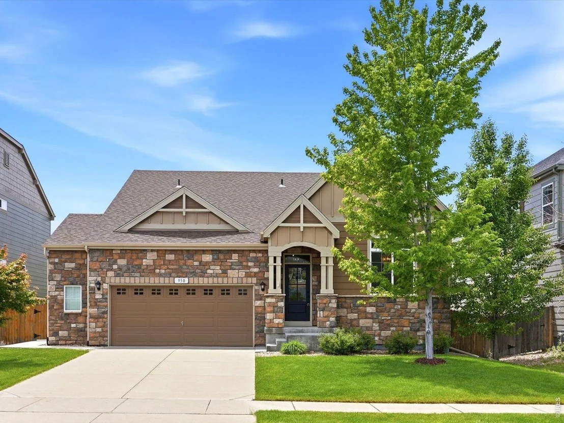 Photo of 950 Sumner Way