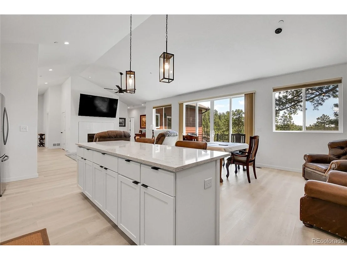 Photo of 191 Diamond Dr