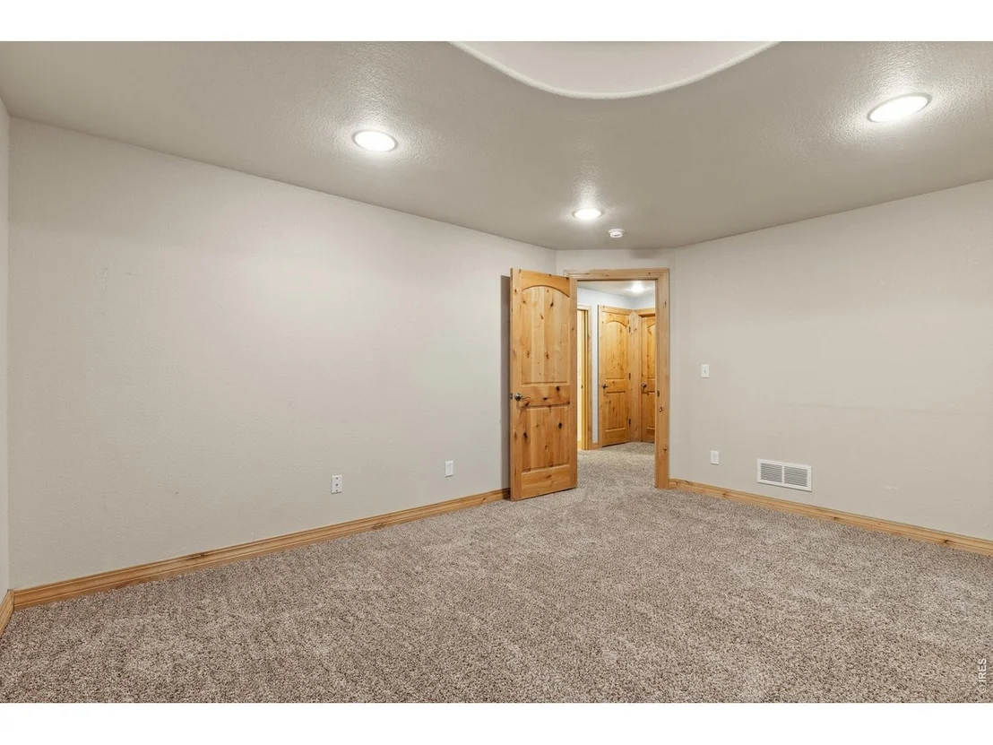 Photo of 2036 Vineyard Ct