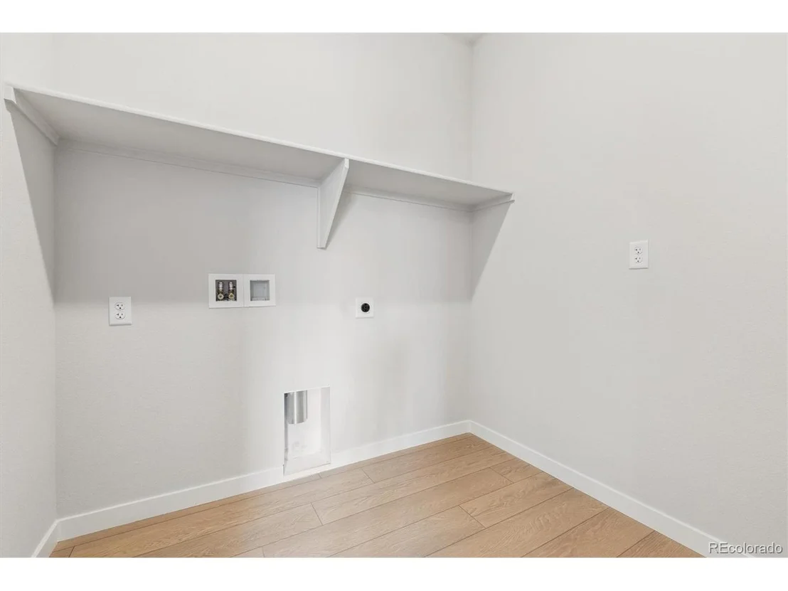 Photo of 2572 Bailey Ln
