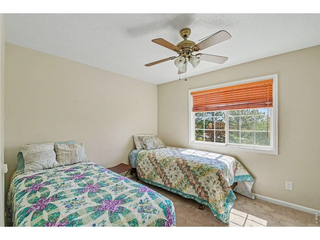 Photo of 1385 Hawkridge Rd
