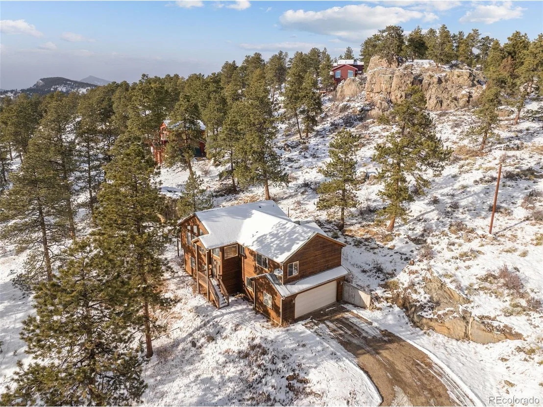 Photo of 377 Deer Trail Dr