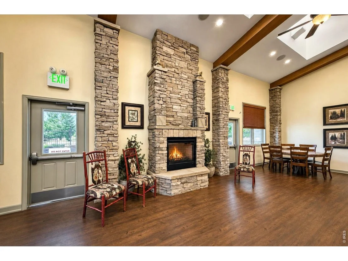 Photo of 7900 Mountain View Dr