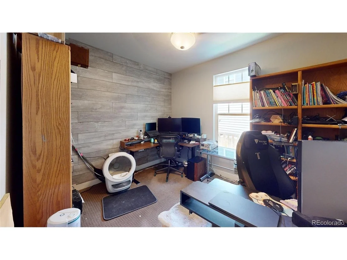 Photo of 3403 Linden Cir