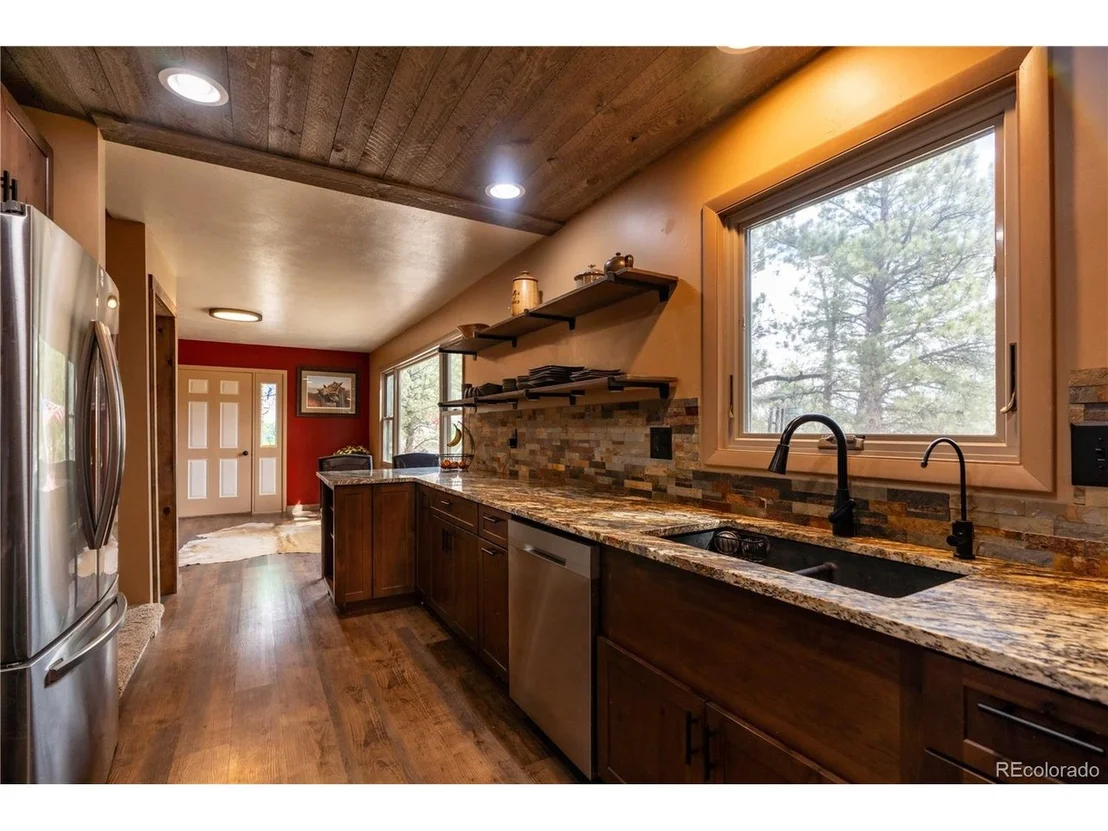Photo of 43 Doe Cir