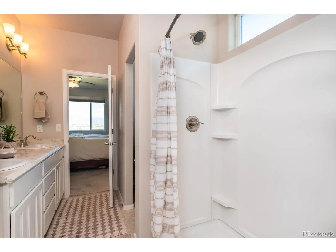 Photo of 3443 Curlew Dr