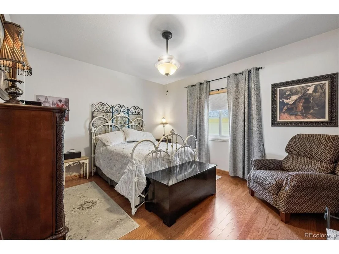 Photo of 33 Sandra Ln