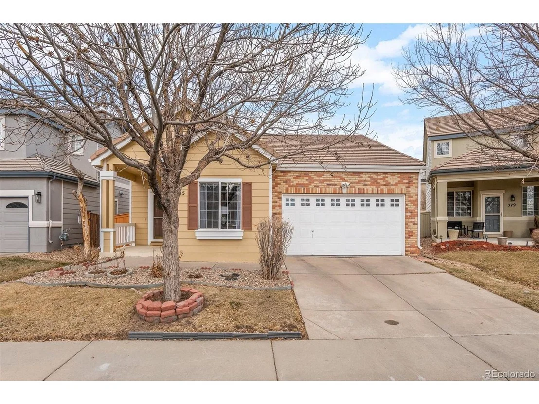 Photo of 385 Ivory Cir