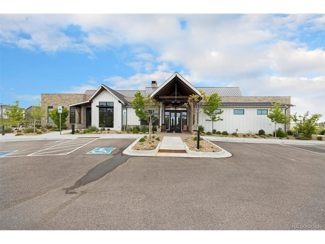 Photo of 671 Scrubjay Cir