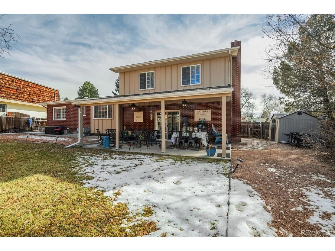 Photo of 7 Belaire Dr