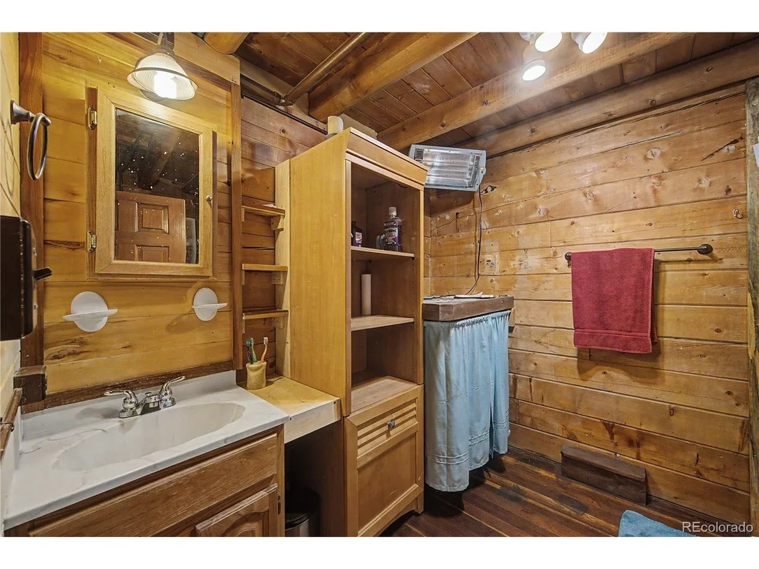 Photo of 988 15th Trl