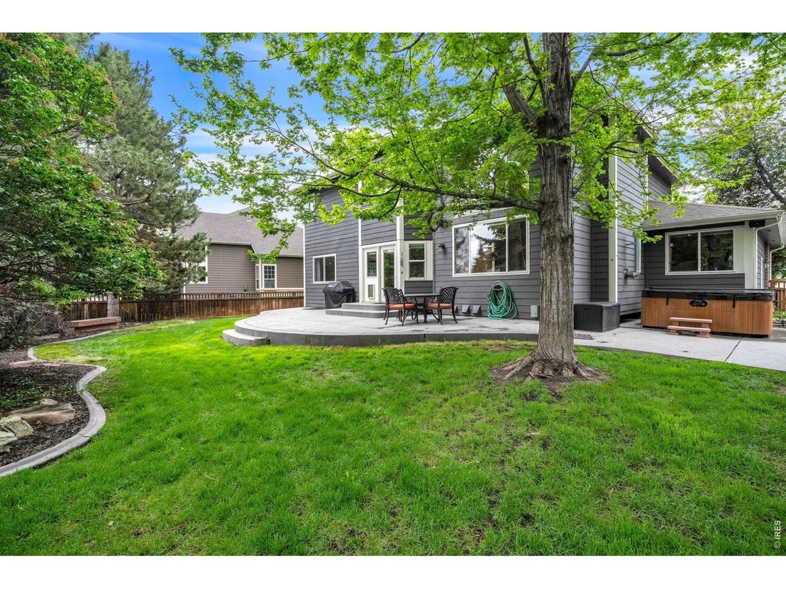 Photo of 2233 Bluebird Dr