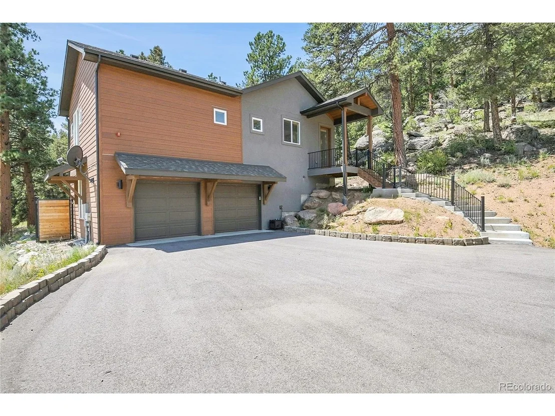 Photo of 191 Diamond Dr