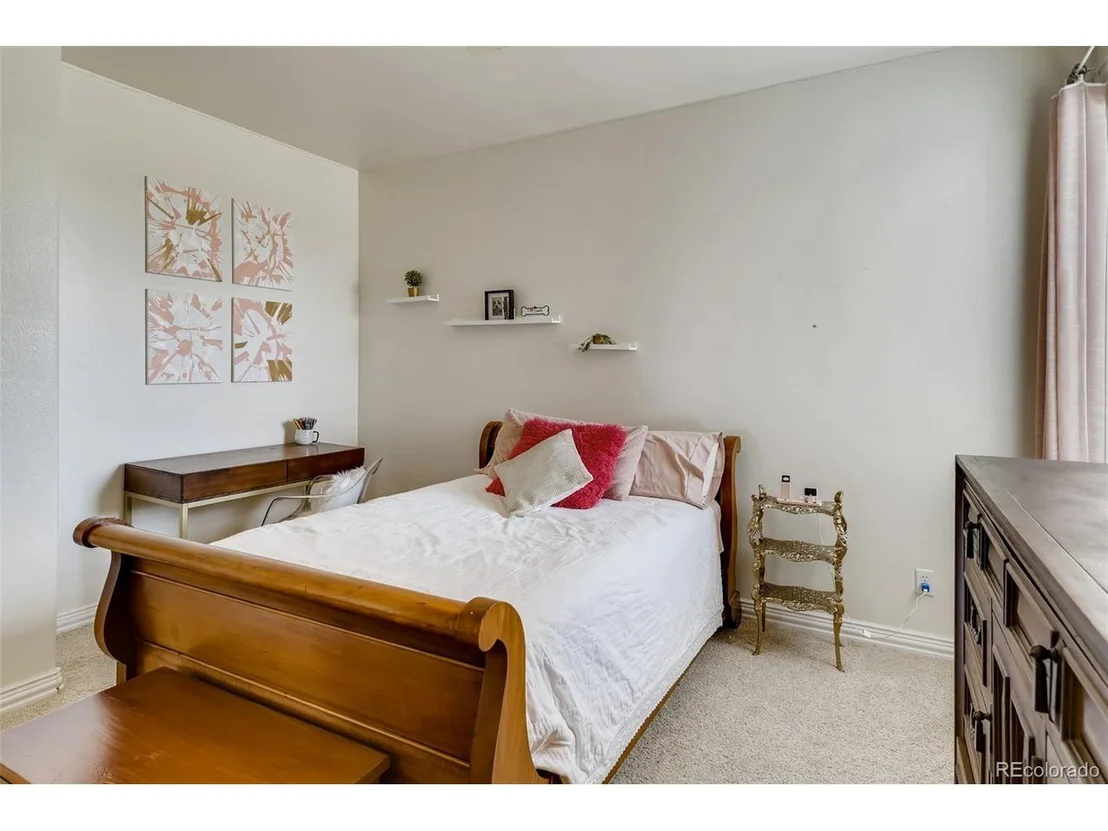 Photo of 7589 Nuthatch Cir