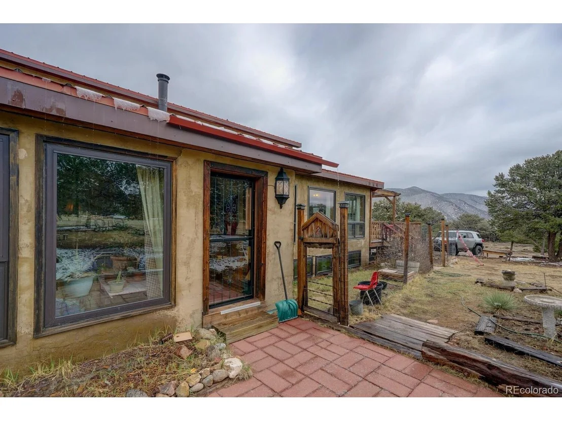 Photo of 6485 Divide Dr