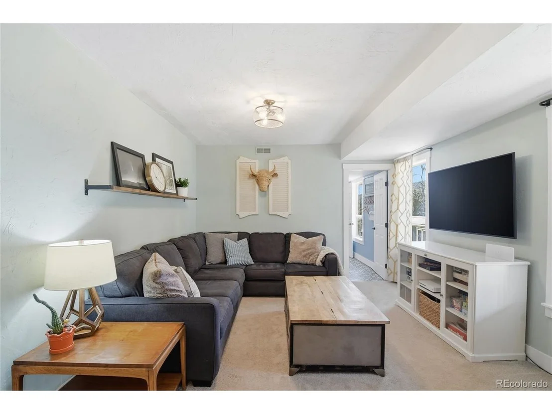 Photo of 34978 Forest Estates Rd