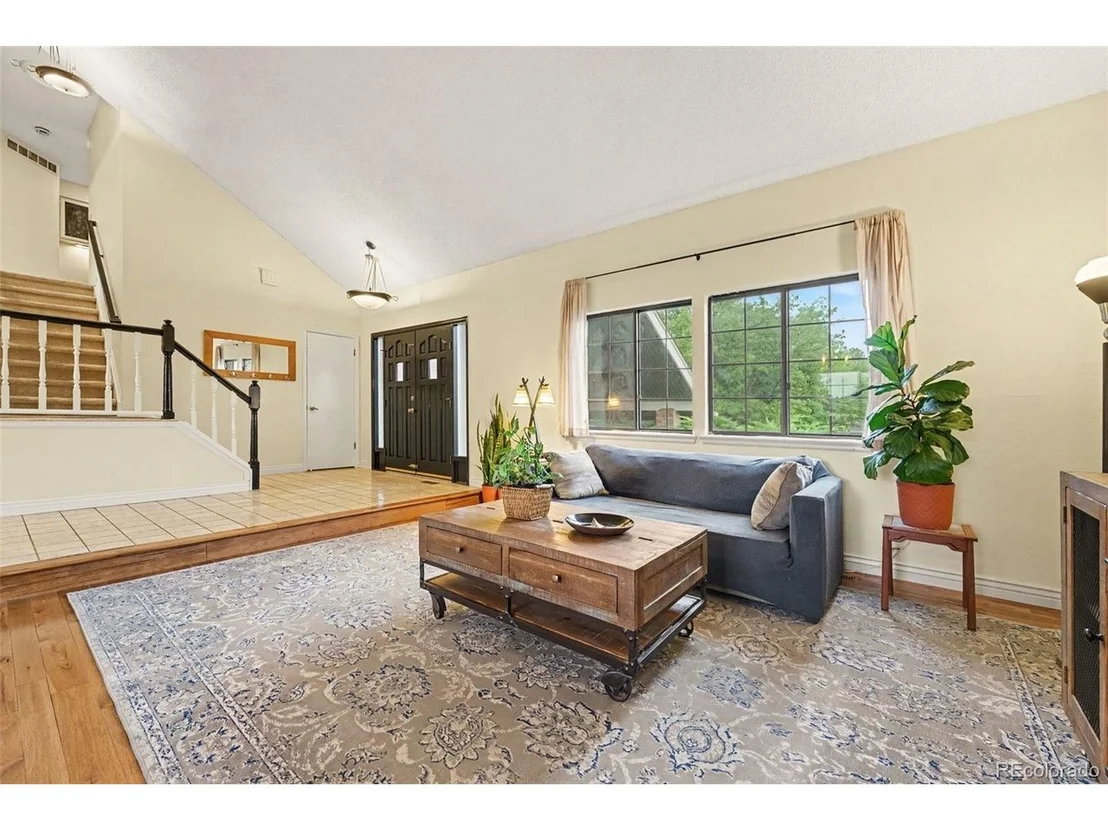 Photo of 454 Old Stone Dr