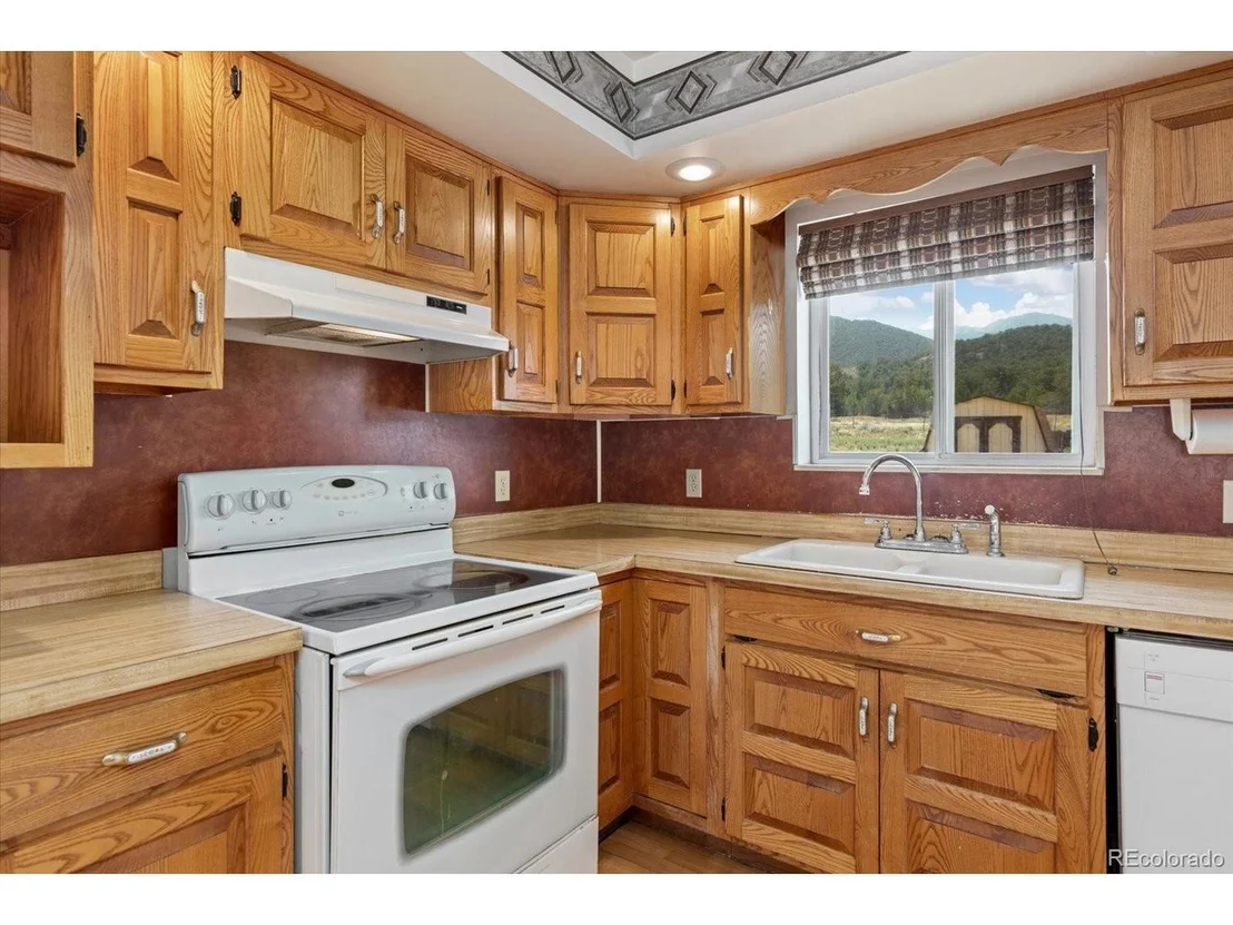 Photo of 479 Meadow Dr