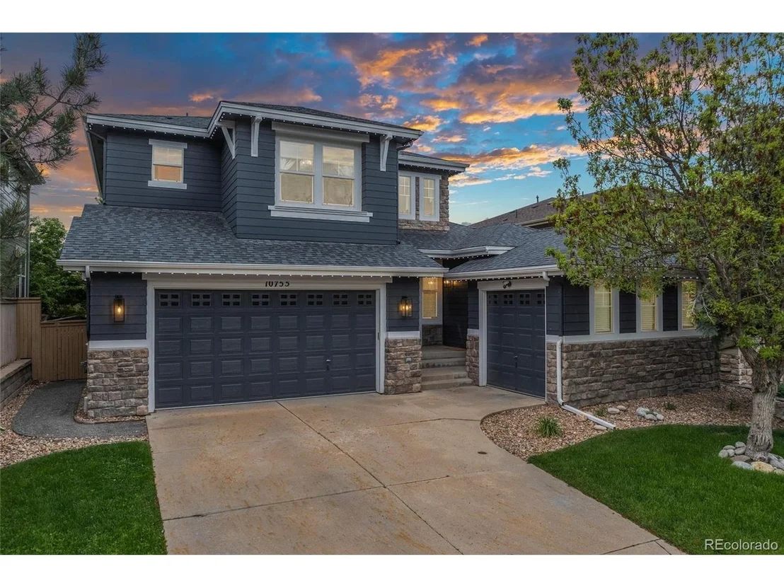 Photo of 10755 Glengate Cir