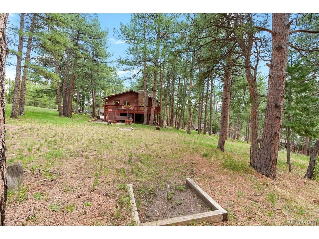 Photo of 6561 Valley Cir