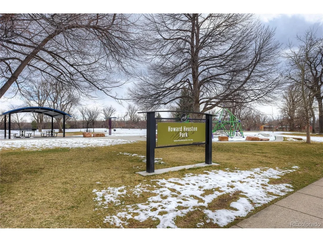 Photo of Unit J35 at 3250 Oneal Cir