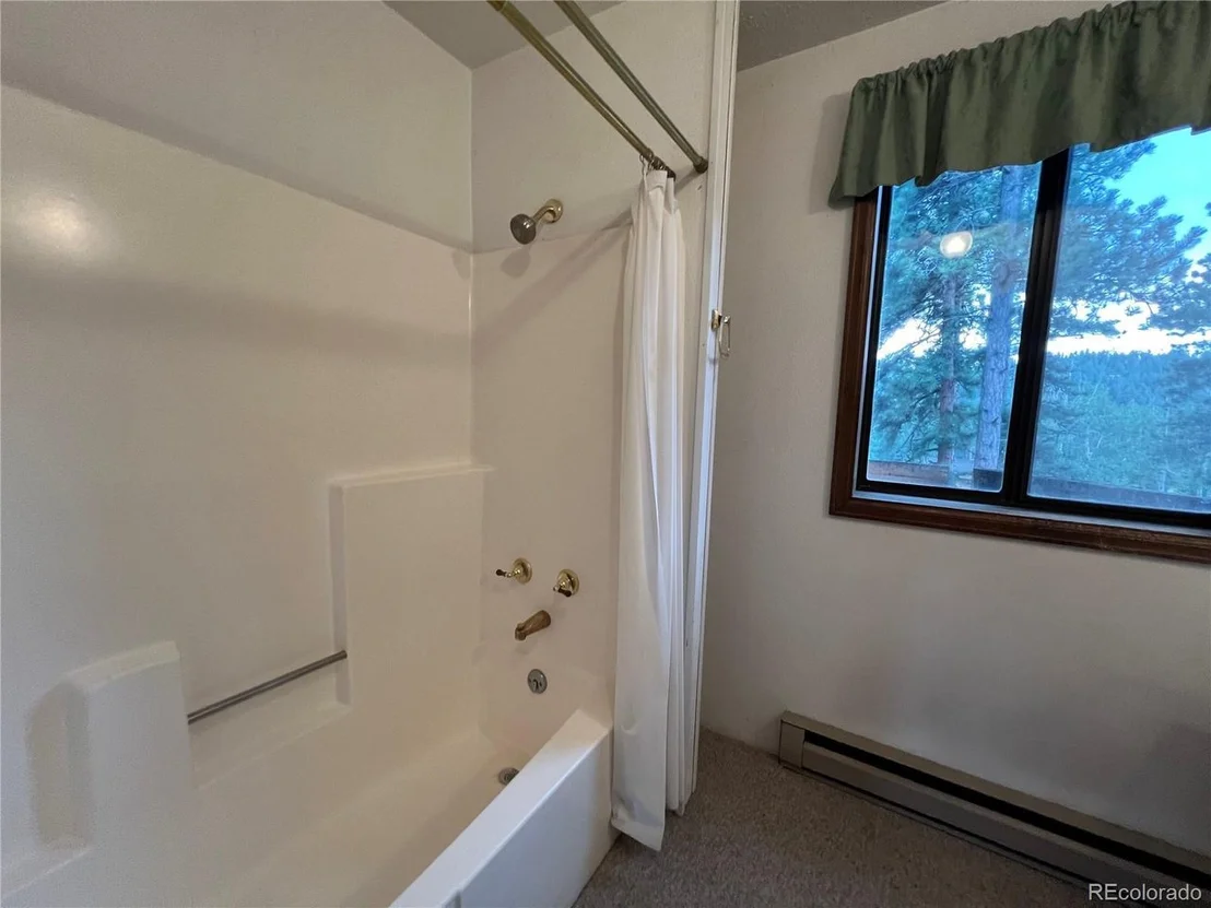 Photo of 119 Conifer Dr
