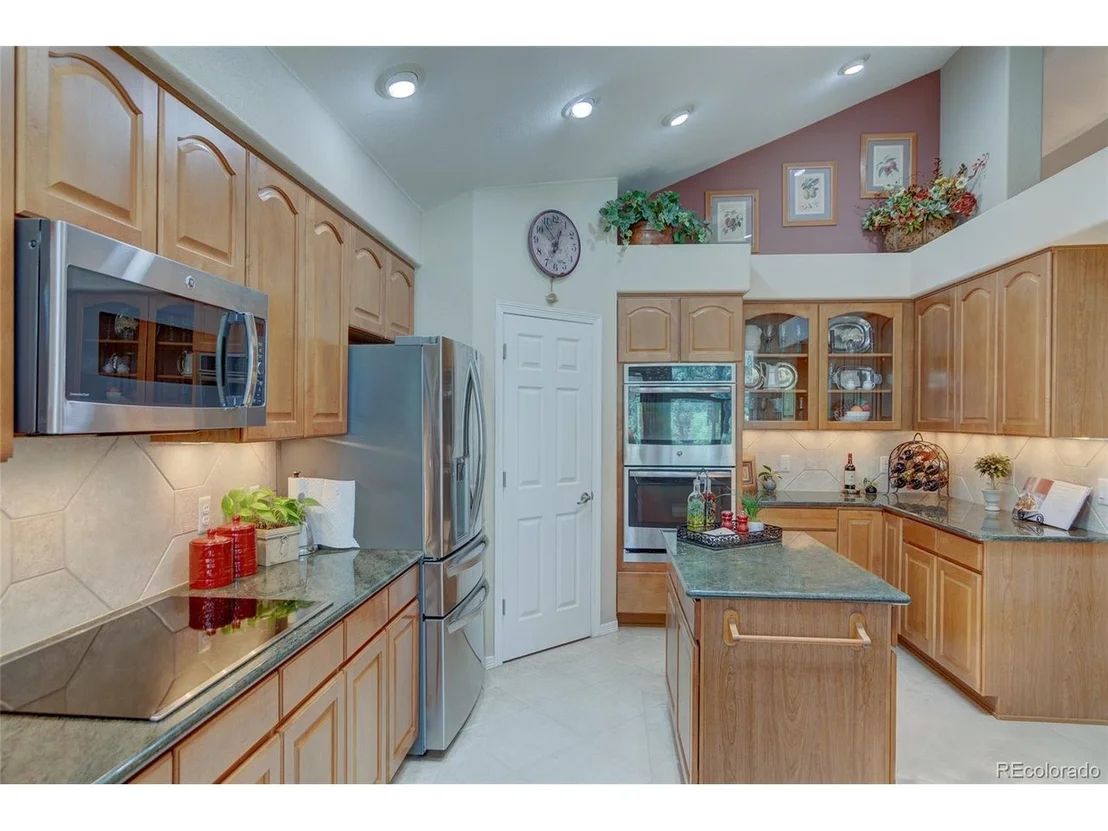 Photo of 1393 Castlepoint Cir