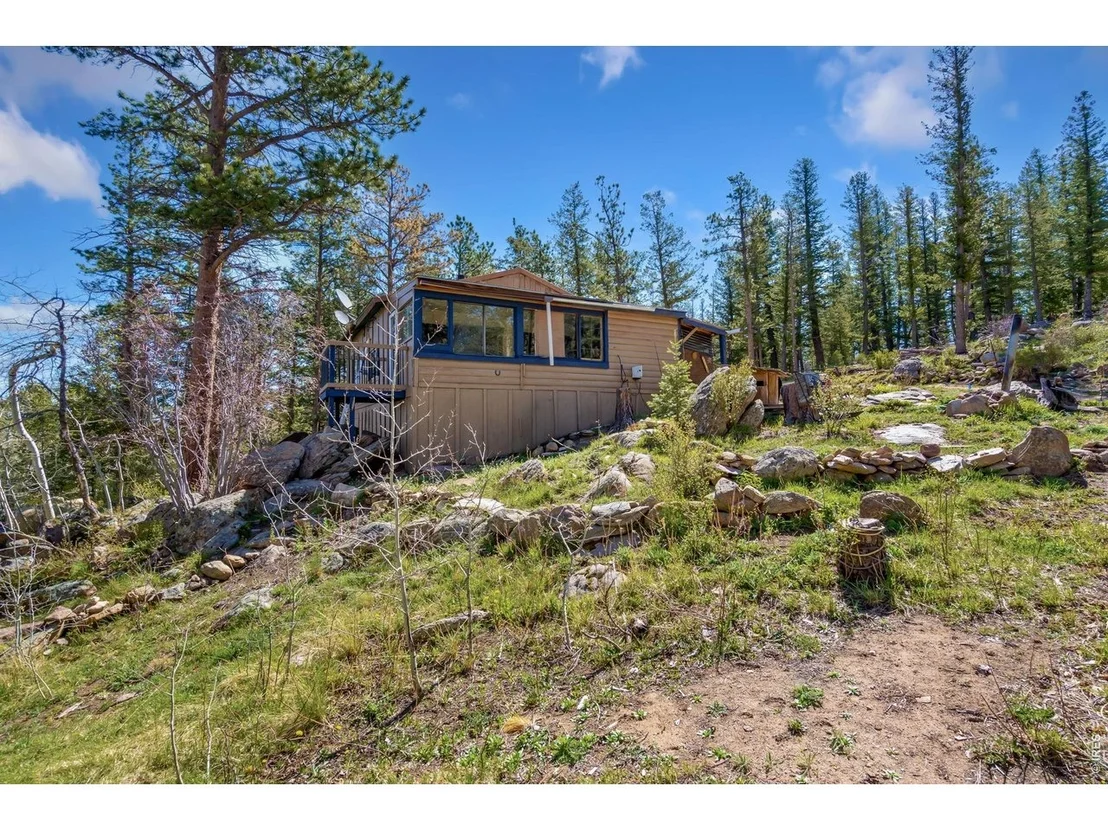 Photo of 151 Columbine Dr
