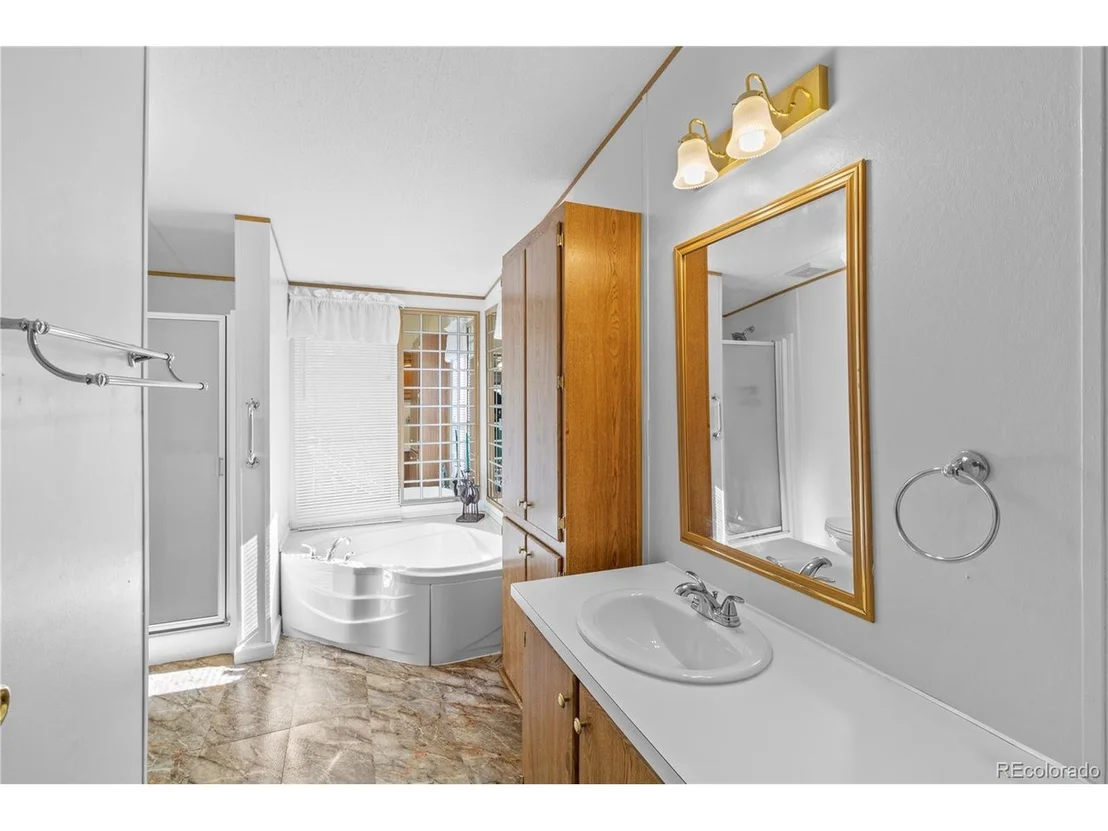 Photo of 264 W Dory Way