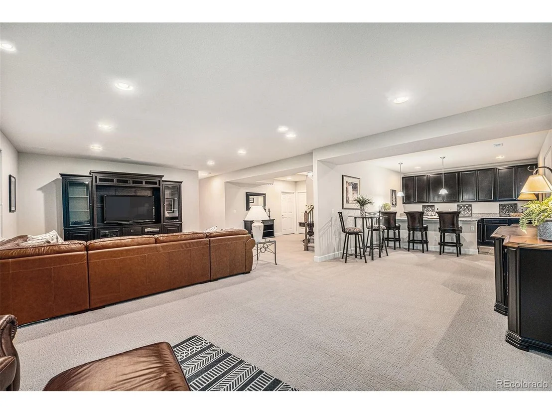 Photo of 8661 Zircon Way